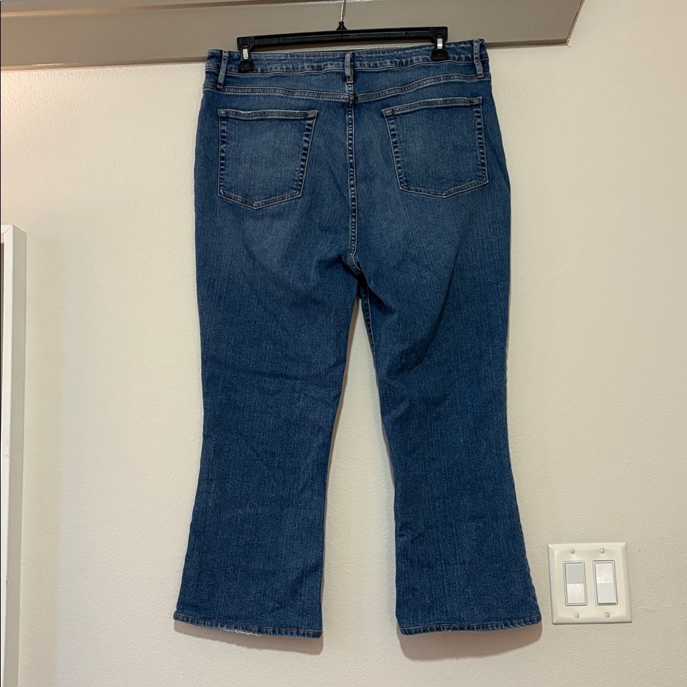 Frame Denim Le Crop Mini Bootcut Jeans in Bixby Blue SZ 33 EUC - Picture 4 of 7